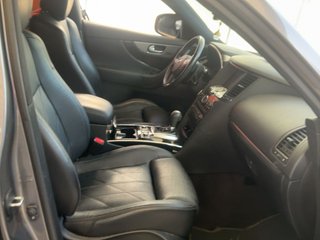 Infiniti QX70 3.7i 2015