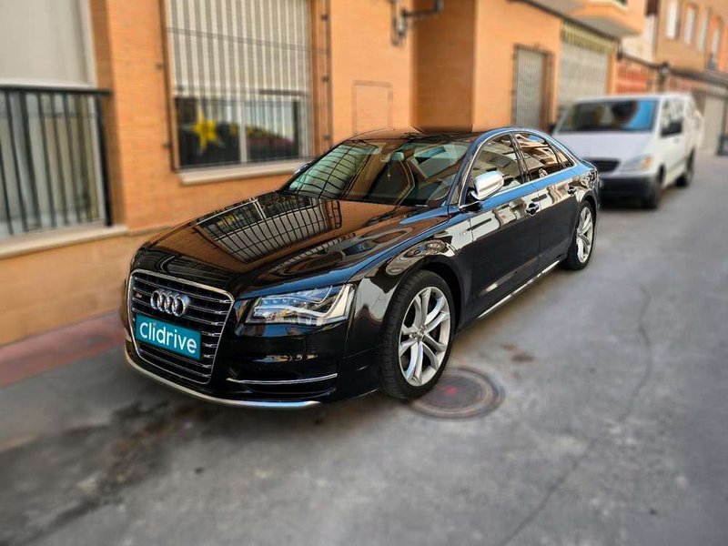 AUDI a8 - foto 1