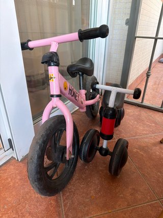 2 Bicicletas Infantiles Rosas 25€ las dos bicis.