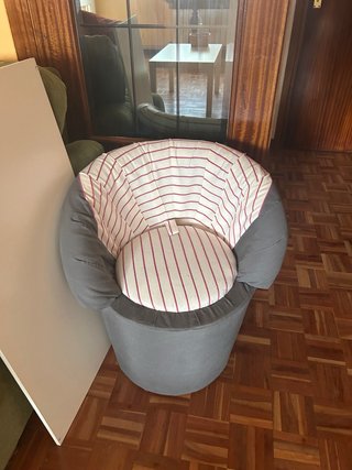 Butaca con almacenaje gris