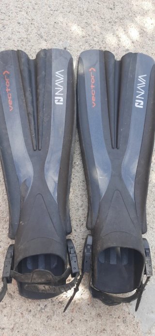 Aletas de buceo Vector Navas 3 aletas iguales