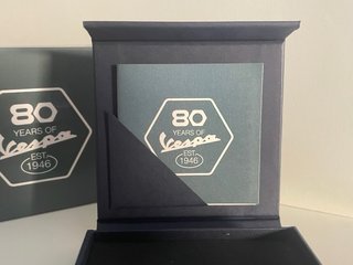 5 Euro 80 anni Vespa Italia 2026 in Cofanetto