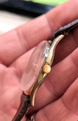 Orologio Certina Vintage a Cordino Dorato