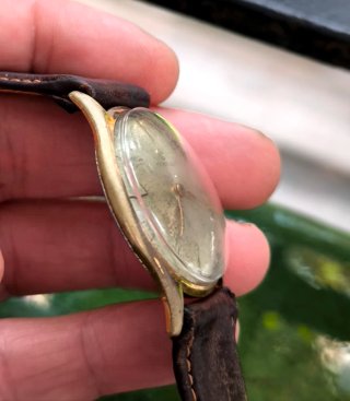 Orologio Certina Vintage a Cordino Dorato