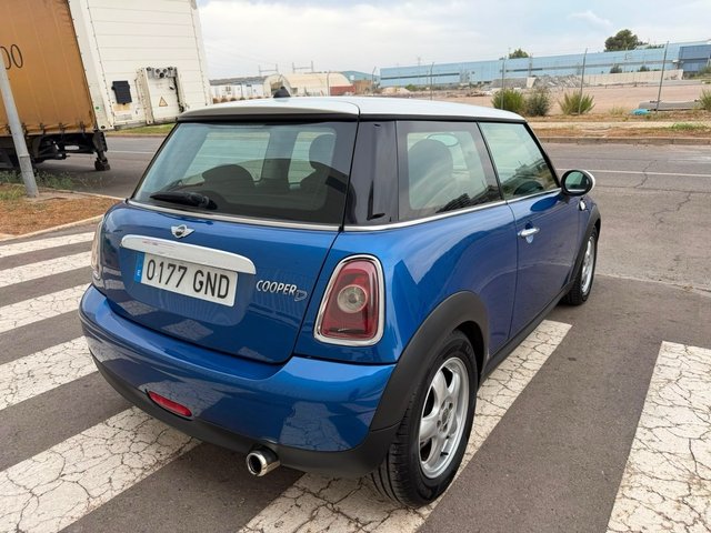 MINI Cooper 2008