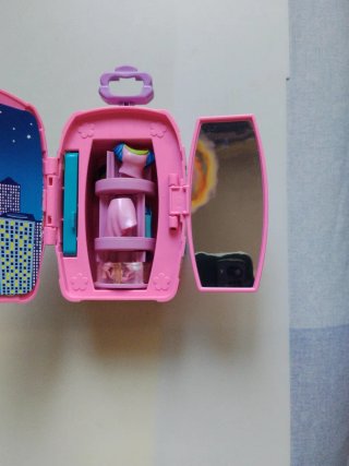 Maleta Sorpresa Groovy Getaway Mattel 2002