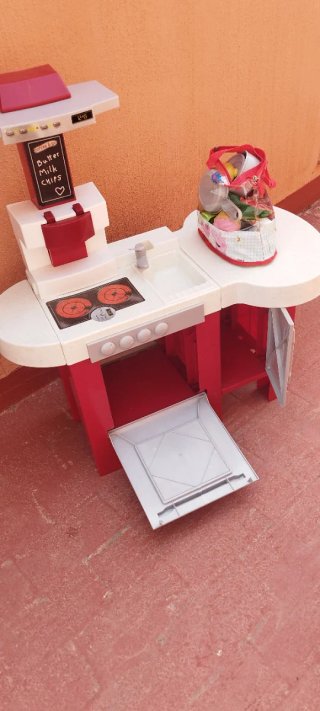 Cocinita de juguete Miele