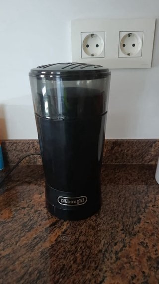 Cafetera Delonghi + Molinillo