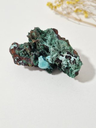 Turquesa en matriz de malaquita- pieza coleccion