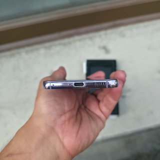 Samsung Galaxy S22 Viola