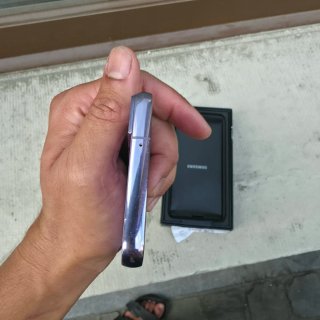 Samsung Galaxy S22 Viola