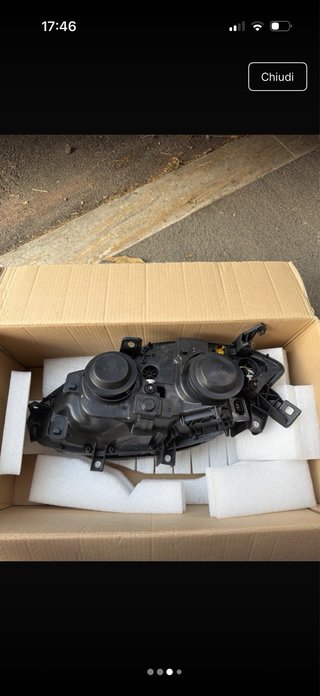 Faro Magneti Marelli per Fiat Croma