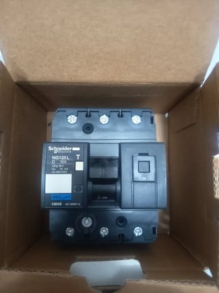 Interruptor Magnetotermico 3P-16A Schneider