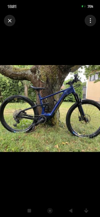 Bicicleta eléctrica Bergamont doble suspensión