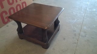 Mesa auxiliar madera maciza