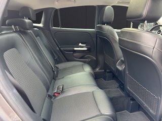 Mercedes-Benz GLA 200d