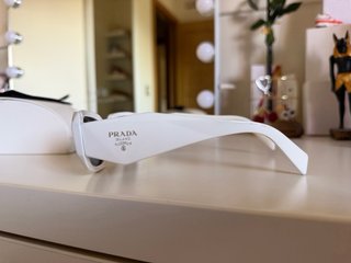 Gafas de sol Prada PR 17WS 1425S0 blancas