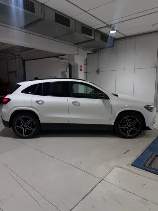 Mercedes-Benz GLA 2024
