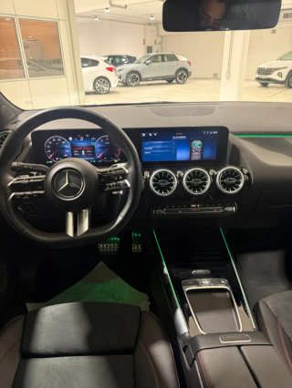 Mercedes-Benz GLA 2024