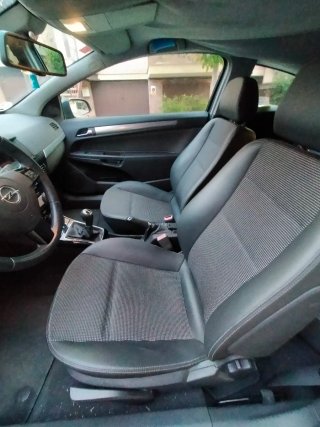 Opel Astra 2007