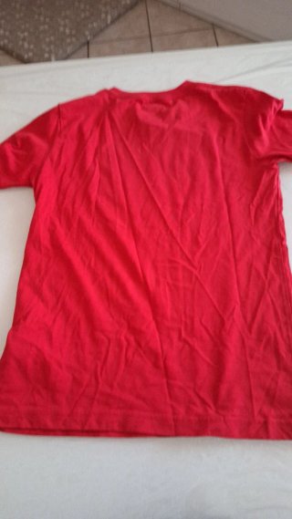 T-shirt ragazzo Levi's rossa