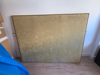 Cabecero de cama tapizado verde