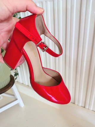 Zapatos de tacón charol TATA Woman rojos