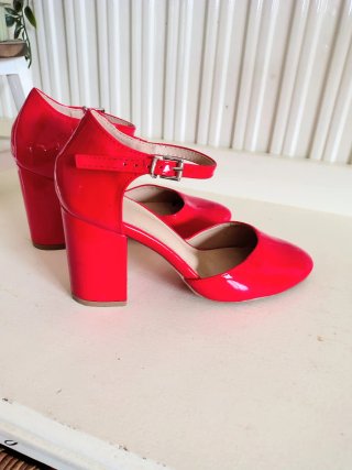 Zapatos de tacón charol TATA Woman rojos
