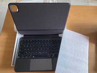 Funda con Teclado Apple iPad