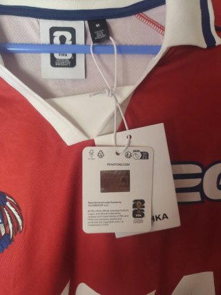 Camiseta FIFA USA Bershka Talla M