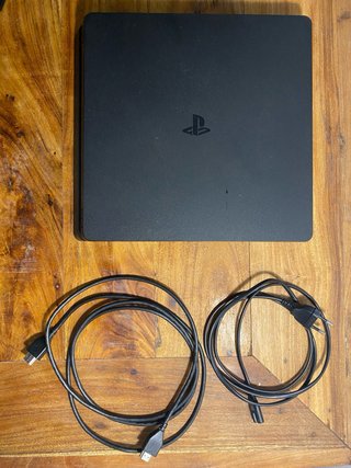 PS4 Slim 1TB