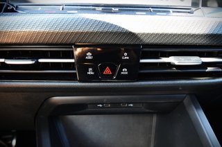 Volkswagen Golf VIII R-Line DSG+Full Led+Navegacio