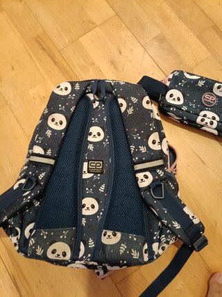Mochila escolar CoolPack pandas + estuche a juego.