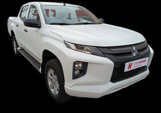 Mitsubishi L 200 | Desde 417€ ¡ SIN ENTRADA !
