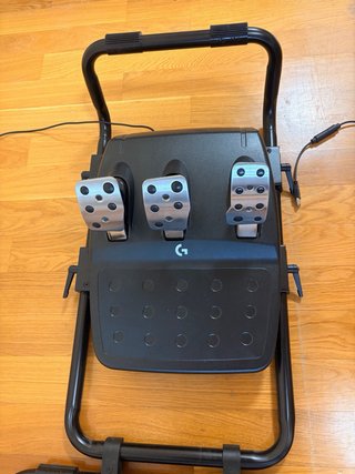 Cockpit sim racing + Logitech G923