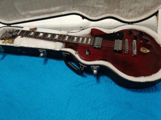 Gibson Studio USA