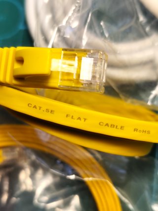 Lote 7 cables Ethernet y 1 conector módem