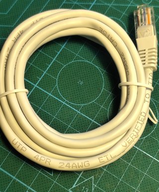 Lote 7 cables Ethernet y 1 conector módem
