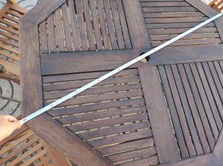 Set tavolo e 6 sedie da giardino in legno