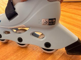 Patines en línea ajustables para niños + casco