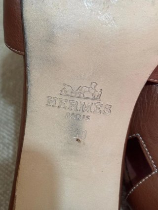 Sandalias Hermès tacón marrón piel