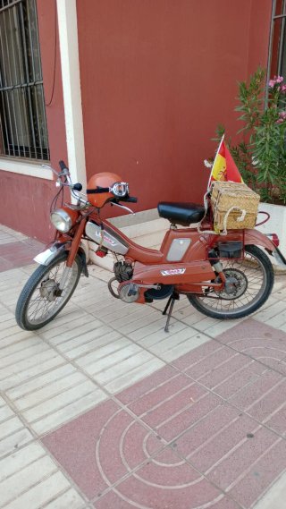Mobylette Antigua Marrón Naranja
