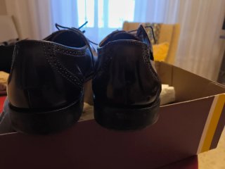 Zapatos de vestir marrones, burdeos.