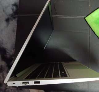 HP Elitebook 640 G9