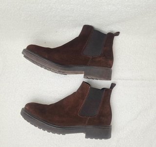 Botines Chelsea Marrones