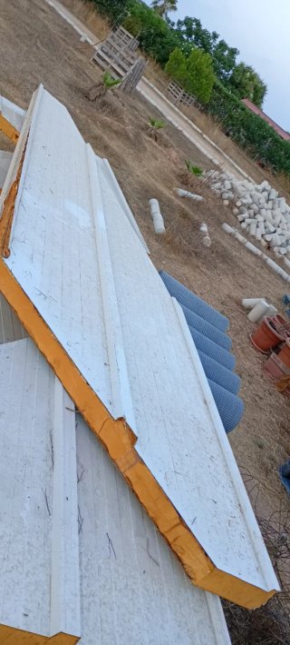 Panel Sándwich Aislante