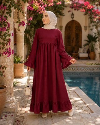 Vestido largo burdeos con volantes