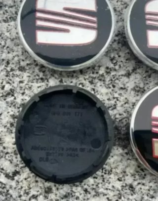 TAPABUJES RUEDA LLANTA SEAT LEON IBIZA CUPRA 56MM