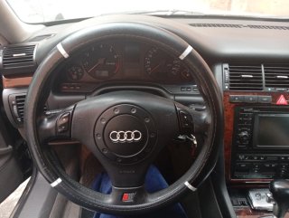 Audi A8 1999