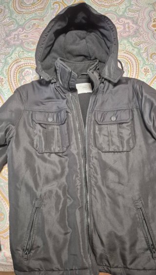 Chaqueta Jack & Jones Talla M con Capucha